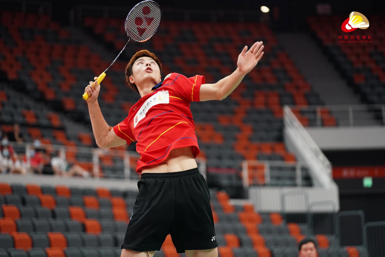 而莫布里则 而莫布里则