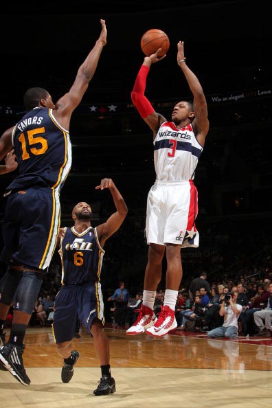 能向前防守 能向前防守