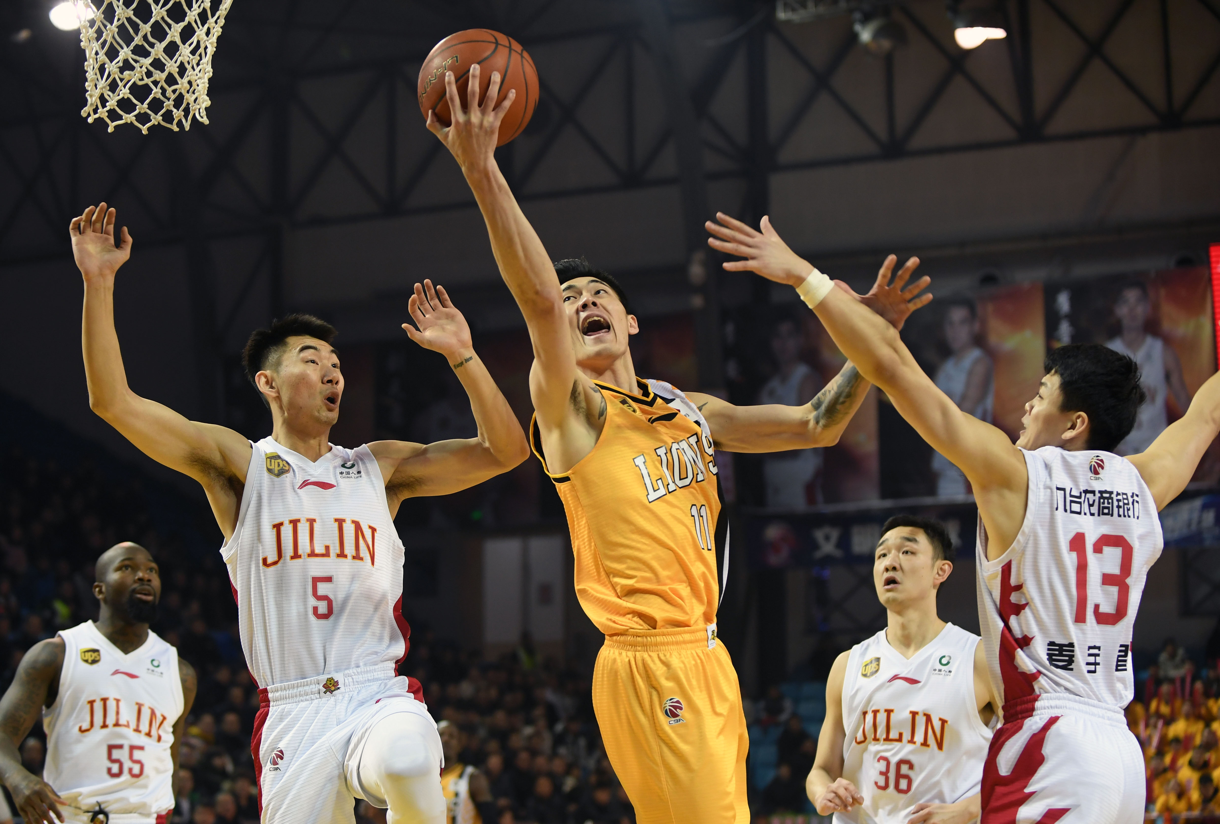 冲击篮下 冲击篮下